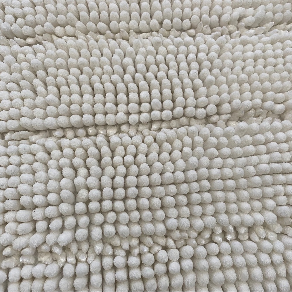 | RUG | - Picture 2 of 4